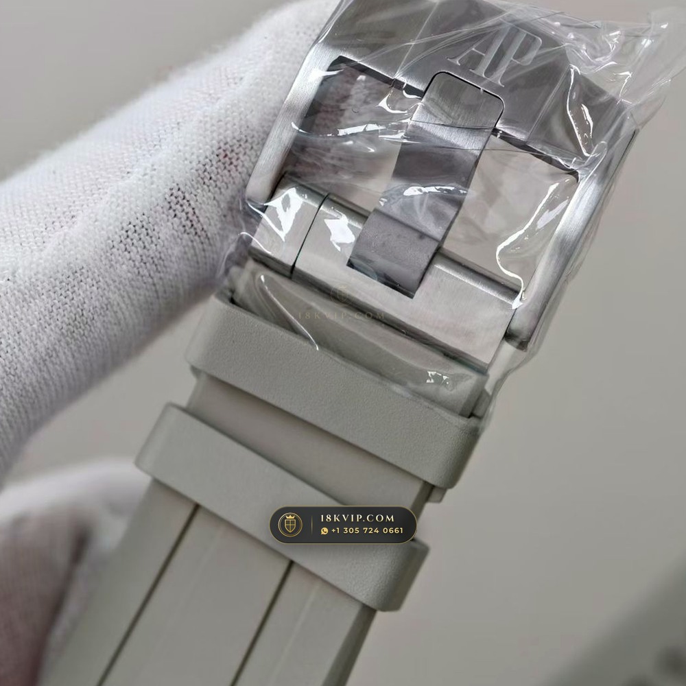 Audemars Piguet Royal Oak Offshore Selfwinding Chronograph 43mm Ref. 26420SO.OO.A600CA.01 — Private Vault Edition — Studio Gallery Plate IX in 904L Stainless Steel Custom Architecture (174.6g Verified Mass, Audemars Piguet Cal. 4401 Flyback Chronograph)