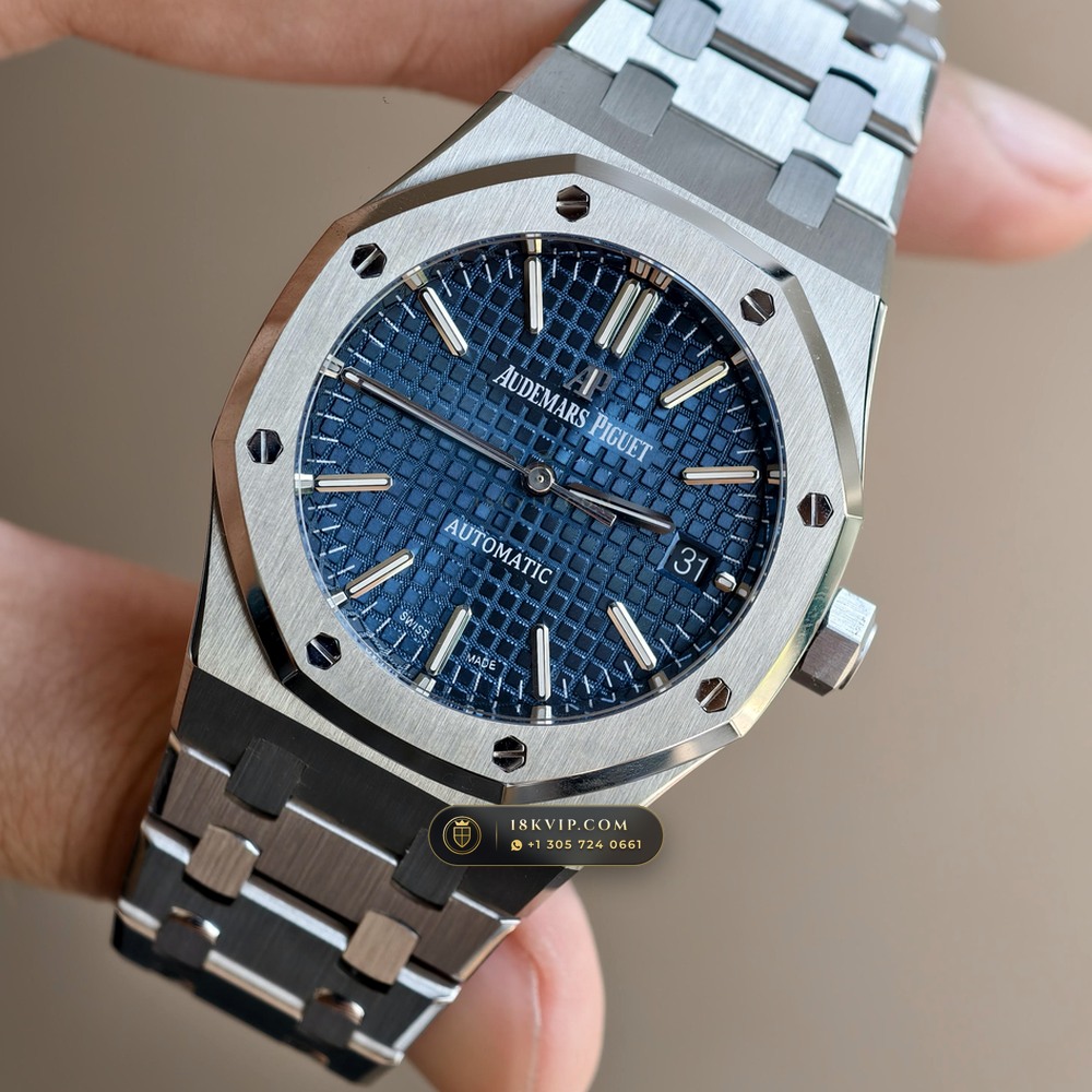 Audemars Piguet Royal Oak Selfwinding 37mm Ref. 15450ST — Private Vault Edition — Studio Gallery Plate III in 904L Stainless Steel Custom Architecture (132.7g Verified Mass, Audemars Piguet Cal. 3120 / Cal. 5900)