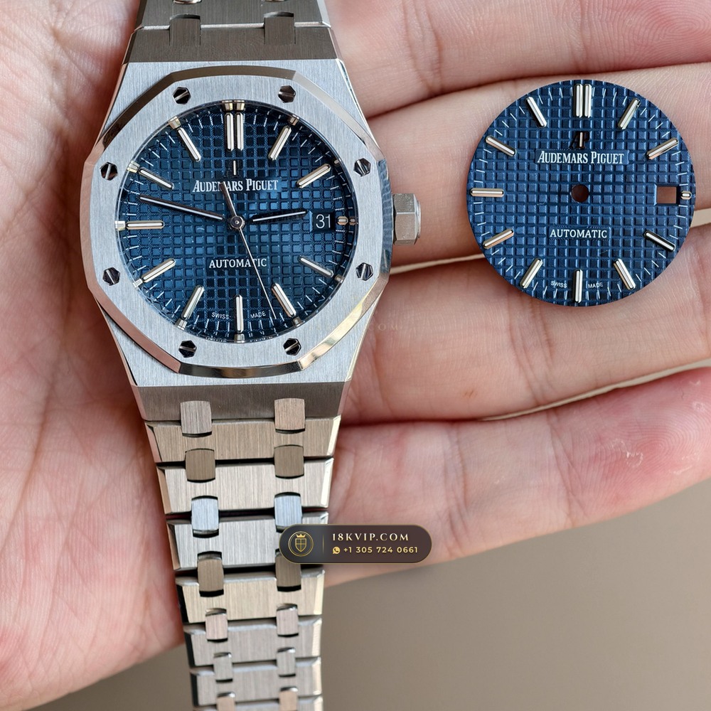 Audemars Piguet Royal Oak Selfwinding 37mm Ref. 15450ST — Private Vault Edition — Studio Gallery Plate IV in 904L Stainless Steel Custom Architecture (132.7g Verified Mass, Audemars Piguet Cal. 3120 / Cal. 5900)