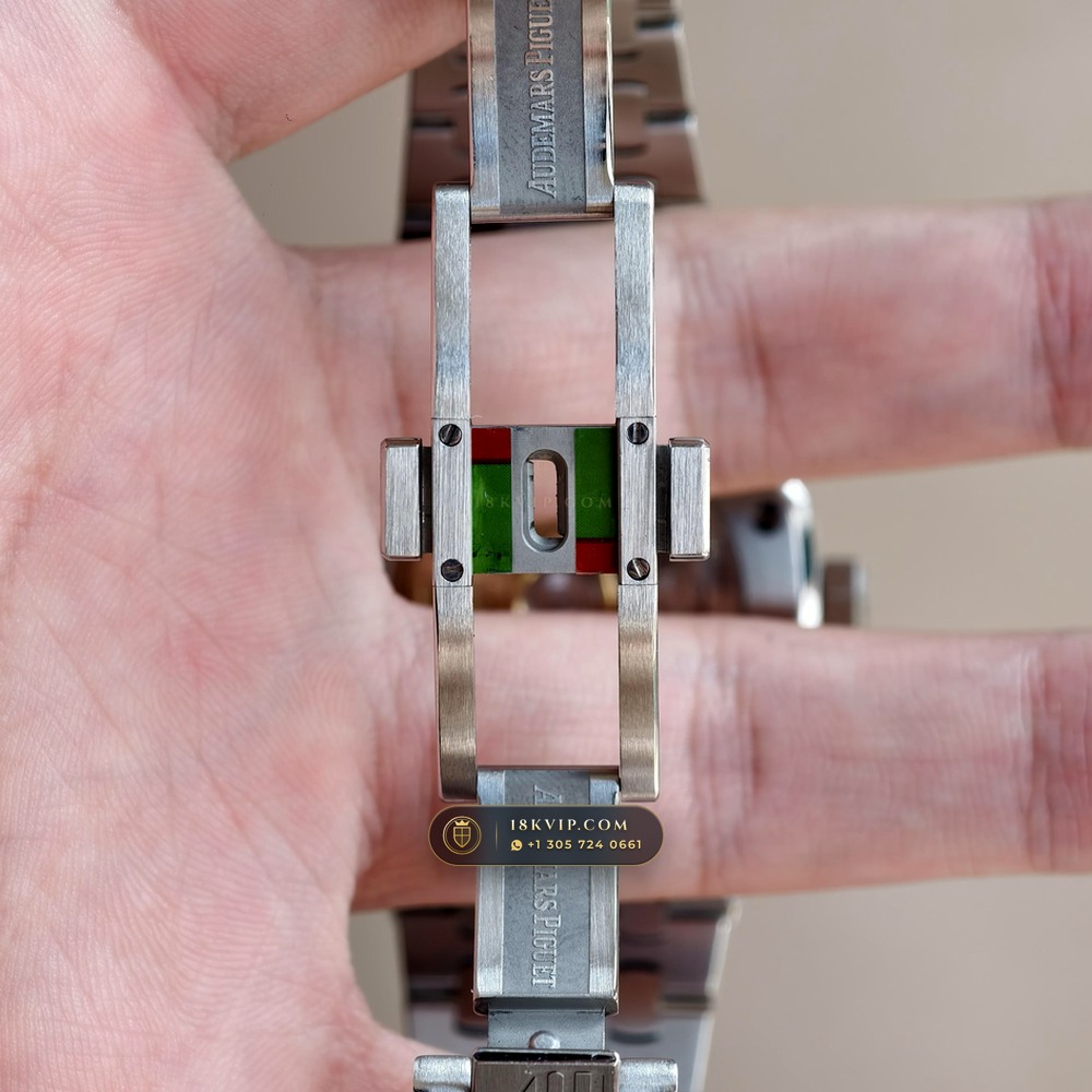 Audemars Piguet Royal Oak Selfwinding 37mm Ref. 15450ST — Private Vault Edition — Studio Gallery Plate IX in 904L Stainless Steel Custom Architecture (132.7g Verified Mass, Audemars Piguet Cal. 3120 / Cal. 5900)