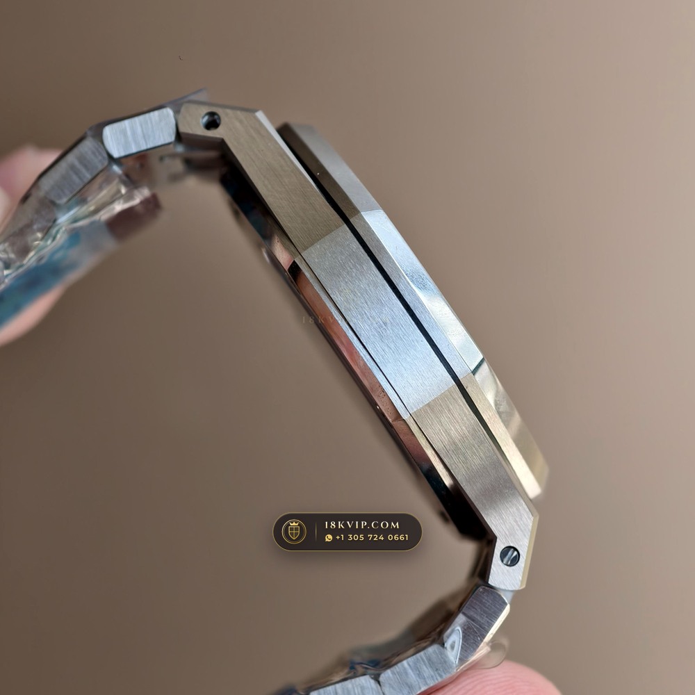 Audemars Piguet Royal Oak Double Balance Wheel Openworked 41mm Salmon Dial Ref. 15407ST.OO.1220ST.02 — Private Vault Edition — Studio Gallery Plate X in 904L Stainless Steel Custom Architecture (162.1g Verified Mass, Audemars Piguet Cal. 3132 Dual-Balance Openworked)
