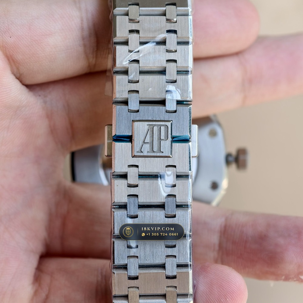 Audemars Piguet Royal Oak Double Balance Wheel Openworked 41mm Salmon Dial Ref. 15407ST.OO.1220ST.02 — Private Vault Edition — Studio Gallery Plate XII in 904L Stainless Steel Custom Architecture (162.1g Verified Mass, Audemars Piguet Cal. 3132 Dual-Balance Openworked)
