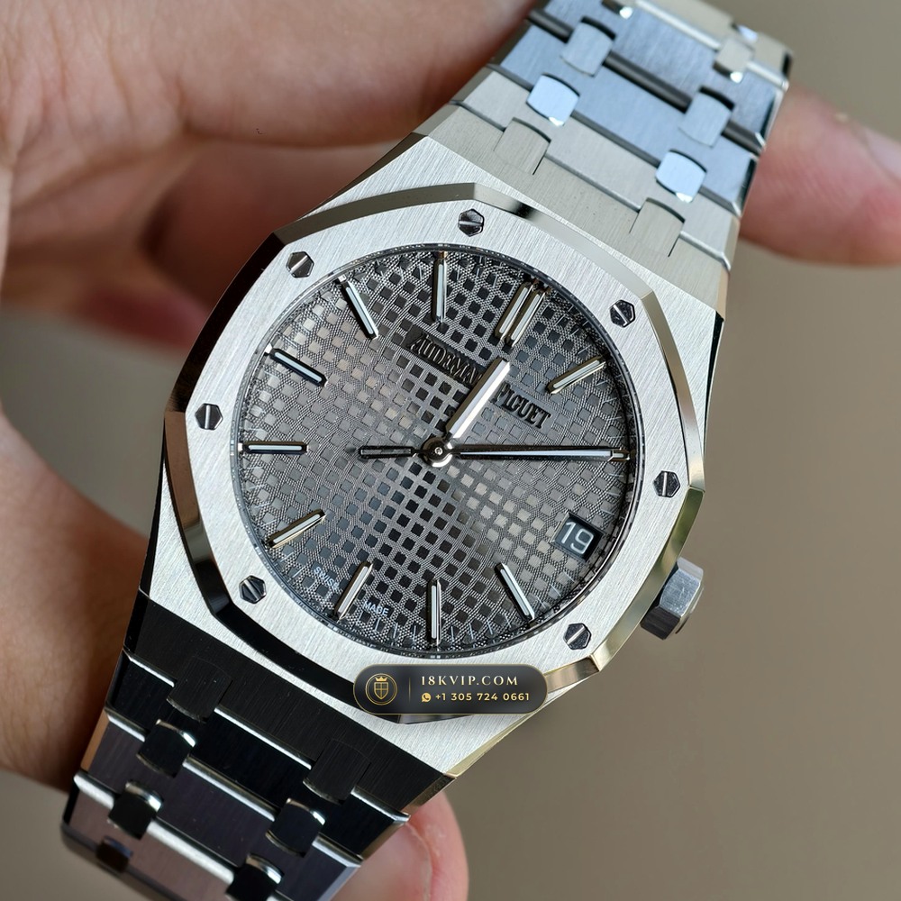Audemars Piguet Royal Oak Selfwinding 41mm Custom Tapestry Dial Deep Crystal Optics Ref. 15510ST — Private Vault Edition — Studio Gallery Plate III in 904L Stainless Steel Custom Architecture (166.4g Verified Mass, Audemars Piguet Cal. 4302 - 70h Power Reserve)