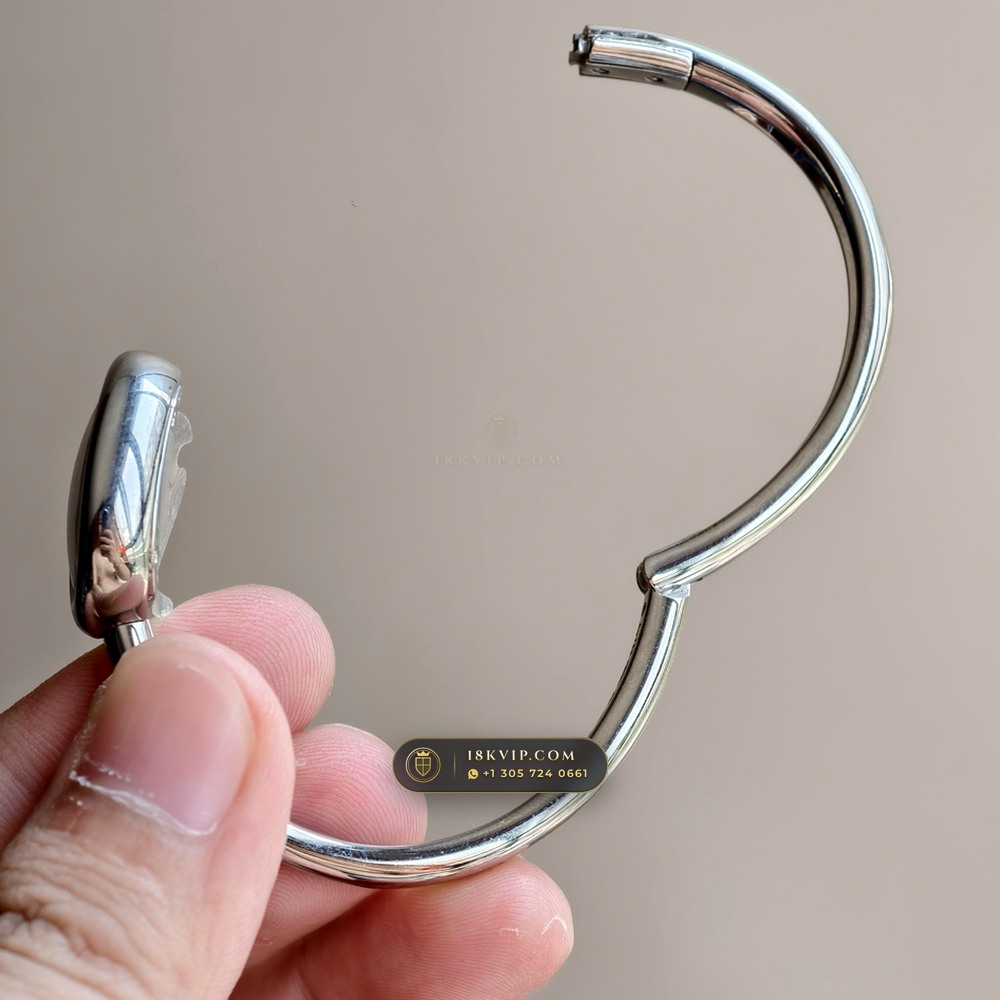 Cartier Baignoire Size 15 Bangle 18K White Gold Ref. WGBA0019 — Private Vault Edition — Studio Gallery Plate IX in 18K White Gold Au750 (62.4g Verified Mass, Cartier Precision Horological Movement)