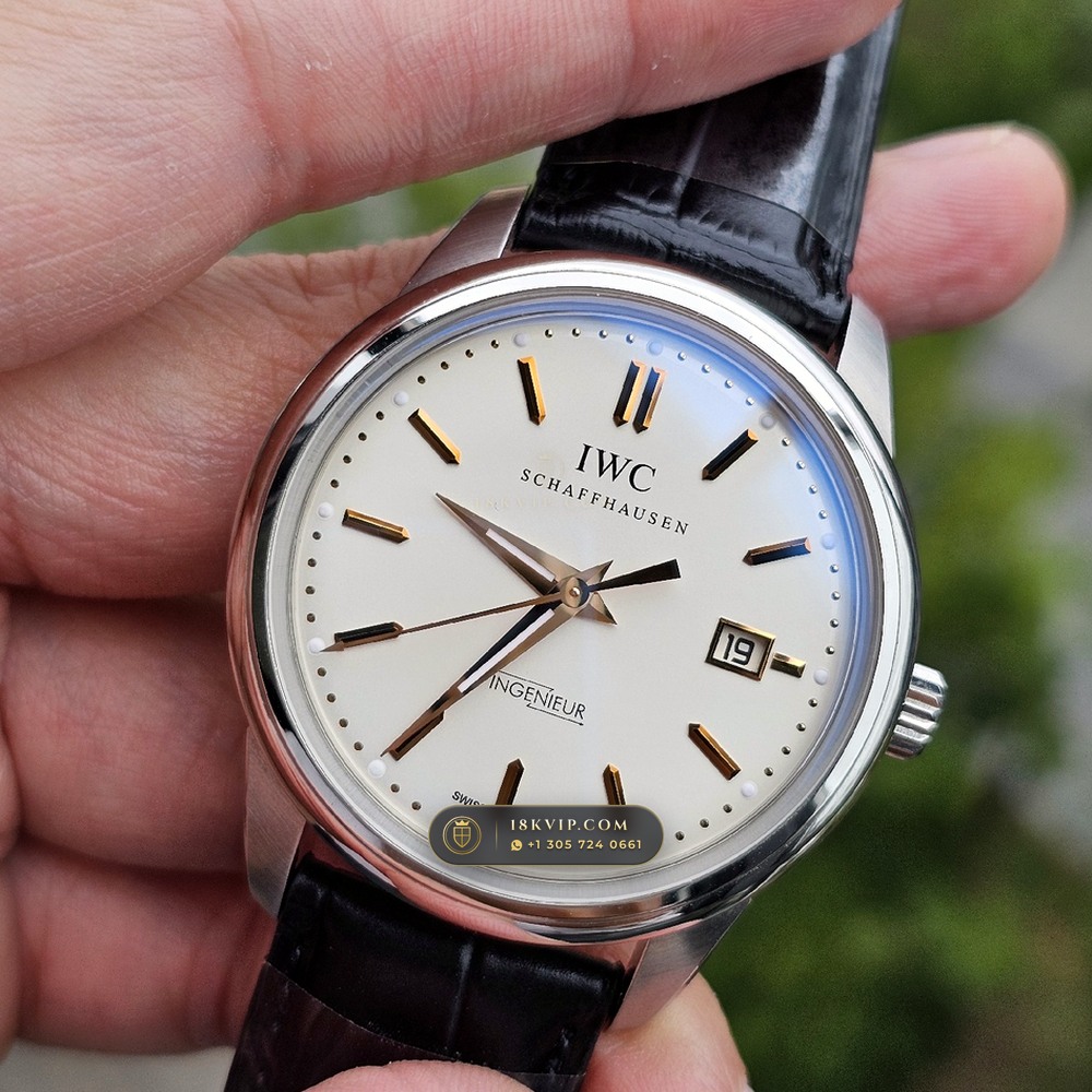 IWC Schaffhausen IWC Ingenieur Automatic SL Jumbo 42.5mm Cal. 80111 Ref. IW322701 — Private Vault Edition — Studio Gallery Plate II in 904L Stainless Steel Custom Architecture (208.8g Verified Mass, IWC Manufacture Cal. 69355 / Cal. 52010)