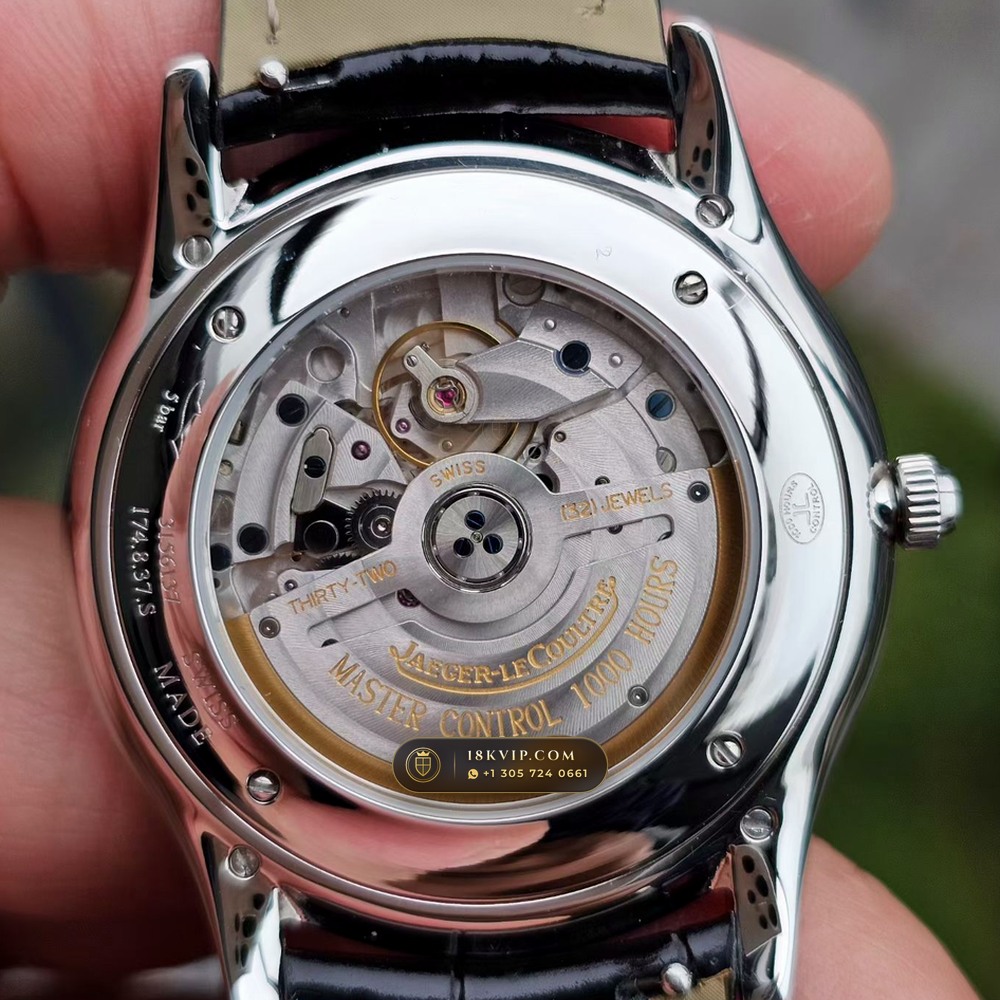 Jaeger-LeCoultre Master Ultra Thin Small Seconds 39mm Cal. 896 Authentic OEM Dial Ref. Q1358420 — Private Vault Edition — Studio Gallery Plate IV in 904L Stainless Steel Custom Architecture (68.8g Verified Mass, Jaeger-LeCoultre Manufacture Cal. 925 / Cal. 899)
