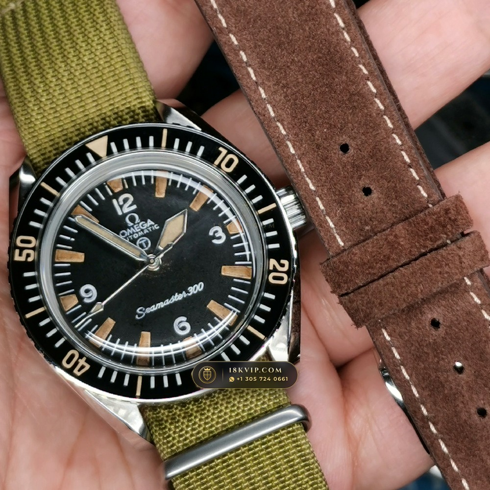Omega Heritage Seamaster 300 Big Triangle Military Vintage 41mm Ref. 165.024 — Private Vault Edition — Studio Gallery Plate IV in 904L Stainless Steel Custom Architecture (104.9g Verified Mass, Omega Co-Axial Master Chronometer Cal. 8900)