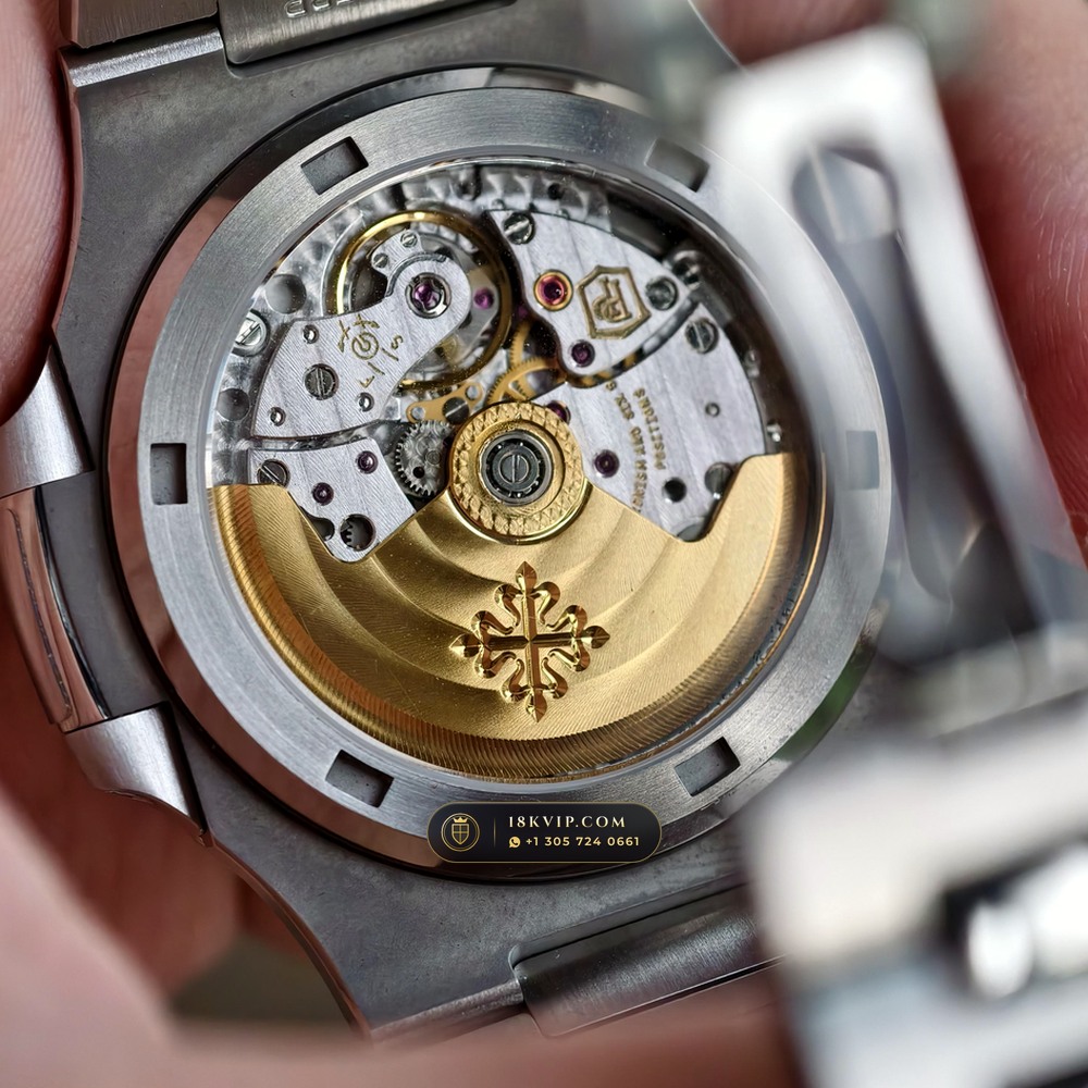 Patek Philippe Nautilus Self-Winding Ref. 5711/1A — Private Vault Edition — Studio Gallery Plate VI in 904L Stainless Steel Custom Architecture (115.4g Verified Mass, Patek Philippe Cal. 26-330 S C / Cal. 324 S C - 21K Gold Rotor)