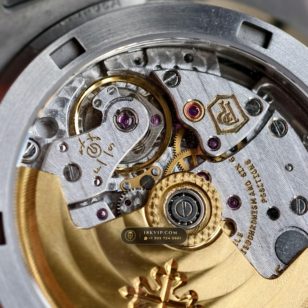 Patek Philippe Nautilus Self-Winding Ref. 5711/1A — Private Vault Edition — Studio Gallery Plate VII in 904L Stainless Steel Custom Architecture (115.4g Verified Mass, Patek Philippe Cal. 26-330 S C / Cal. 324 S C - 21K Gold Rotor)