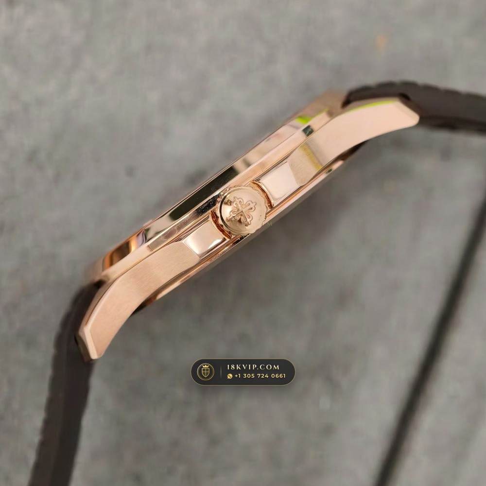 Patek Philippe Aquanaut Extra-Large Self-Winding 18K Rose Gold Ref. 5167R — Private Vault Edition — Studio Gallery Plate V in 18K Rose Gold Au750 (108.7g Verified Mass, Patek Philippe Cal. 324 S C - 21K Gold Rotor)