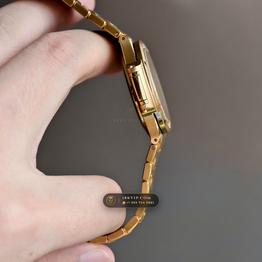 Patek Philippe Nautilus Ladies Automatic 18K Rose Gold Ref. 7118/1R — Private Vault Edition — Studio Gallery Plate VI in 18K Rose Gold Au750 (145.9g Verified Mass, Patek Philippe Cal. 324 S C - 21K Gold Rotor)