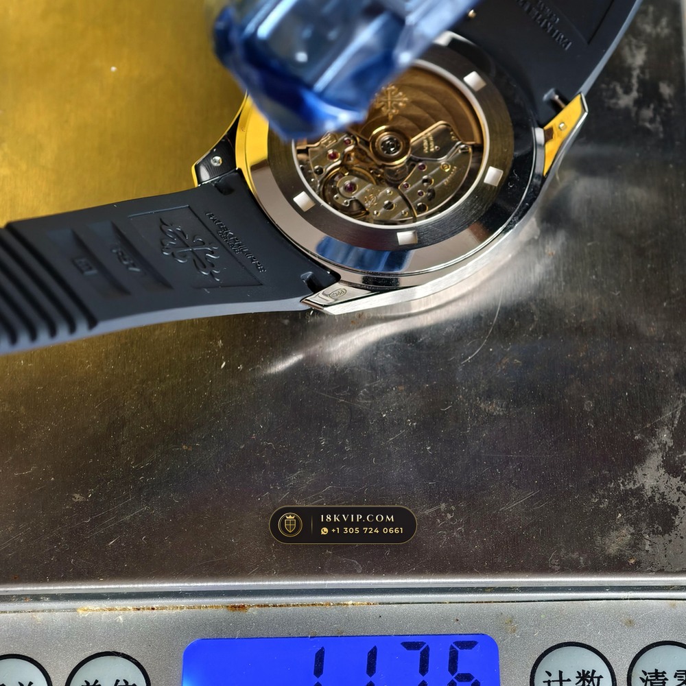 Patek Philippe Aquanaut Jumbo 42.2mm 18K White Gold Custom SW Dial Ref. 5168G — Private Vault Edition — Studio Gallery Plate X in 18K White Gold Au750 (120.4g Verified Mass, Patek Philippe Cal. 324 S C - 21K Gold Rotor)