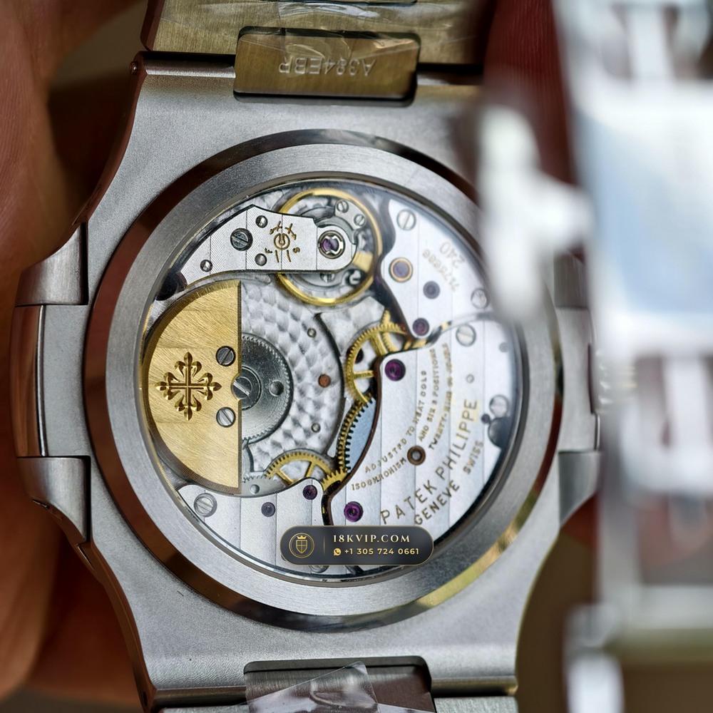 Patek Philippe Nautilus Moonphase & Power Reserve Custom SW Dial Free-Sprung Calibre Ref. 5712/1A — Private Vault Edition — Studio Gallery Plate VI in 904L Stainless Steel Custom Architecture (116.3g Verified Mass, Patek Philippe Cal. 240 PS IRM C LU - 22K Gold Micro-Rotor)