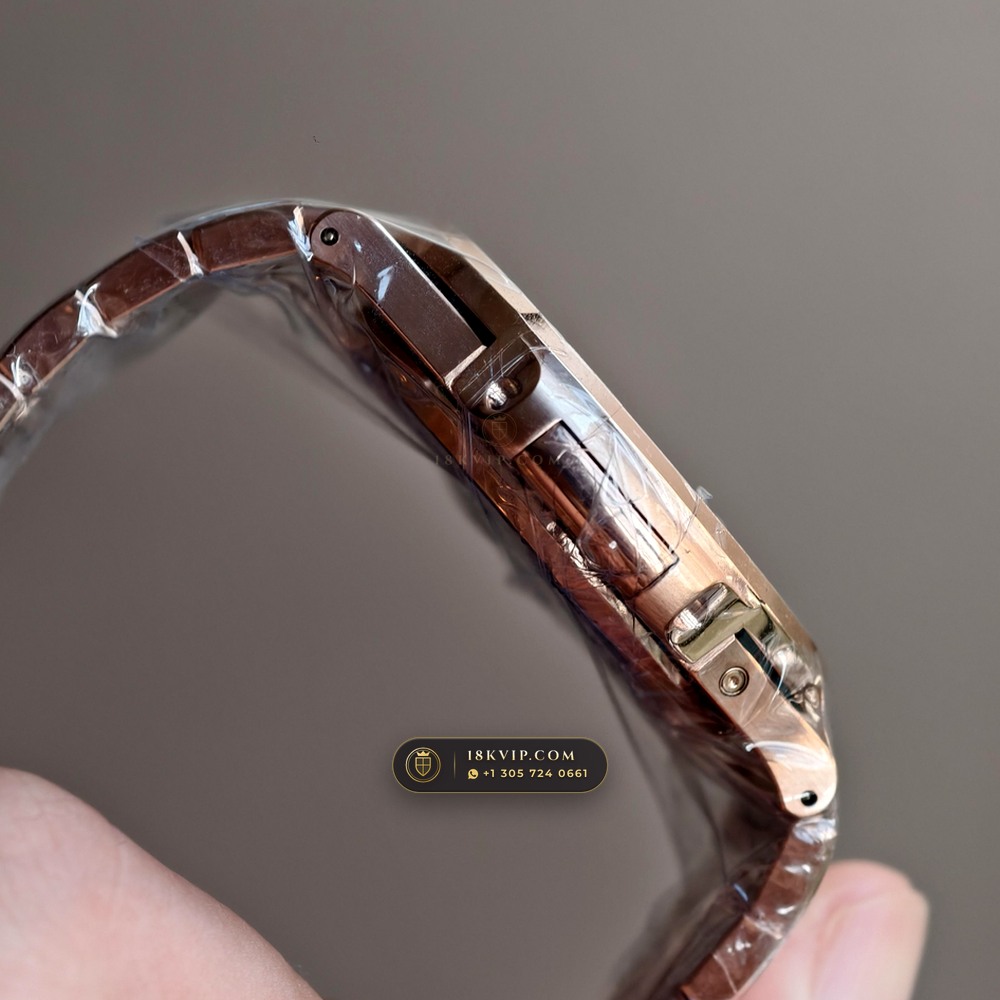 Patek Philippe Nautilus Moonphase & Power Reserve 18K Rose Gold Geneva Atelier Spec Ref. 5712/1R-001 — Private Vault Edition — Studio Gallery Plate IV in 18K Rose Gold Au750 (186.1g Verified Mass, Patek Philippe Cal. 240 PS IRM C LU - 22K Gold Micro-Rotor)