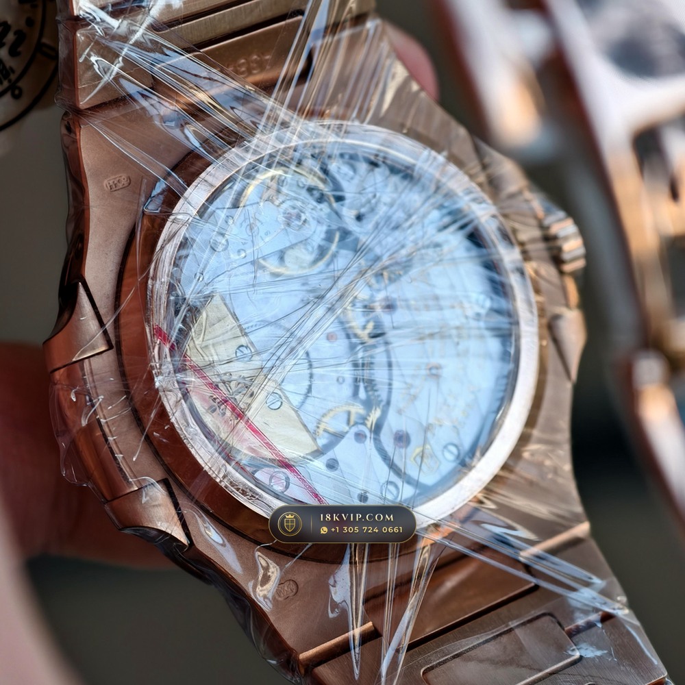 Patek Philippe Nautilus Moonphase & Power Reserve 18K Rose Gold Geneva Atelier Spec Ref. 5712/1R-001 — Private Vault Edition — Studio Gallery Plate VIII in 18K Rose Gold Au750 (186.1g Verified Mass, Patek Philippe Cal. 240 PS IRM C LU - 22K Gold Micro-Rotor)