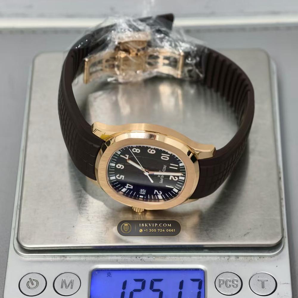Patek Philippe Aquanaut Extra-Large Self-Winding 18K Rose Gold Custom SW Dial Free-Sprung Calibre Ref. 5167R — Private Vault Edition — Studio Gallery Plate XIV in 18K Rose Gold Au750 (108.2g Verified Mass, Patek Philippe Cal. 324 S C - 21K Gold Rotor)