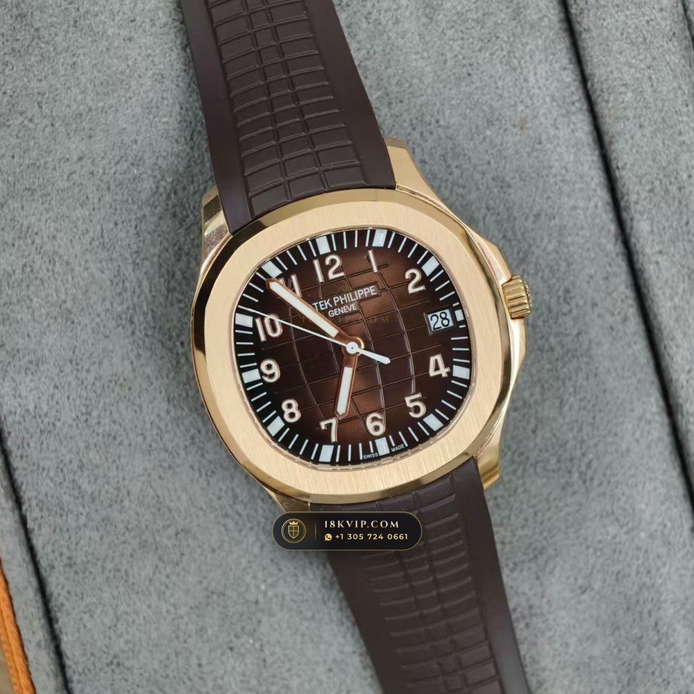 Patek Philippe Aquanaut Extra-Large Self-Winding 18K Rose Gold Custom SW Dial Free-Sprung Calibre Ref. 5167R — Private Vault Edition — Studio Gallery Plate II in 18K Rose Gold Au750 (108.2g Verified Mass, Patek Philippe Cal. 324 S C - 21K Gold Rotor)