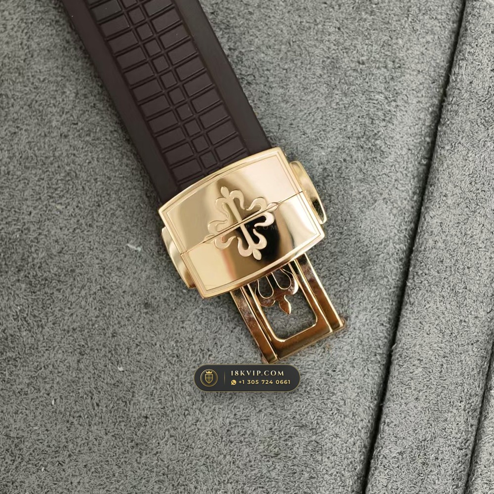 Patek Philippe Aquanaut Extra-Large Self-Winding 18K Rose Gold Custom SW Dial Free-Sprung Calibre Ref. 5167R — Private Vault Edition — Studio Gallery Plate IX in 18K Rose Gold Au750 (108.2g Verified Mass, Patek Philippe Cal. 324 S C - 21K Gold Rotor)