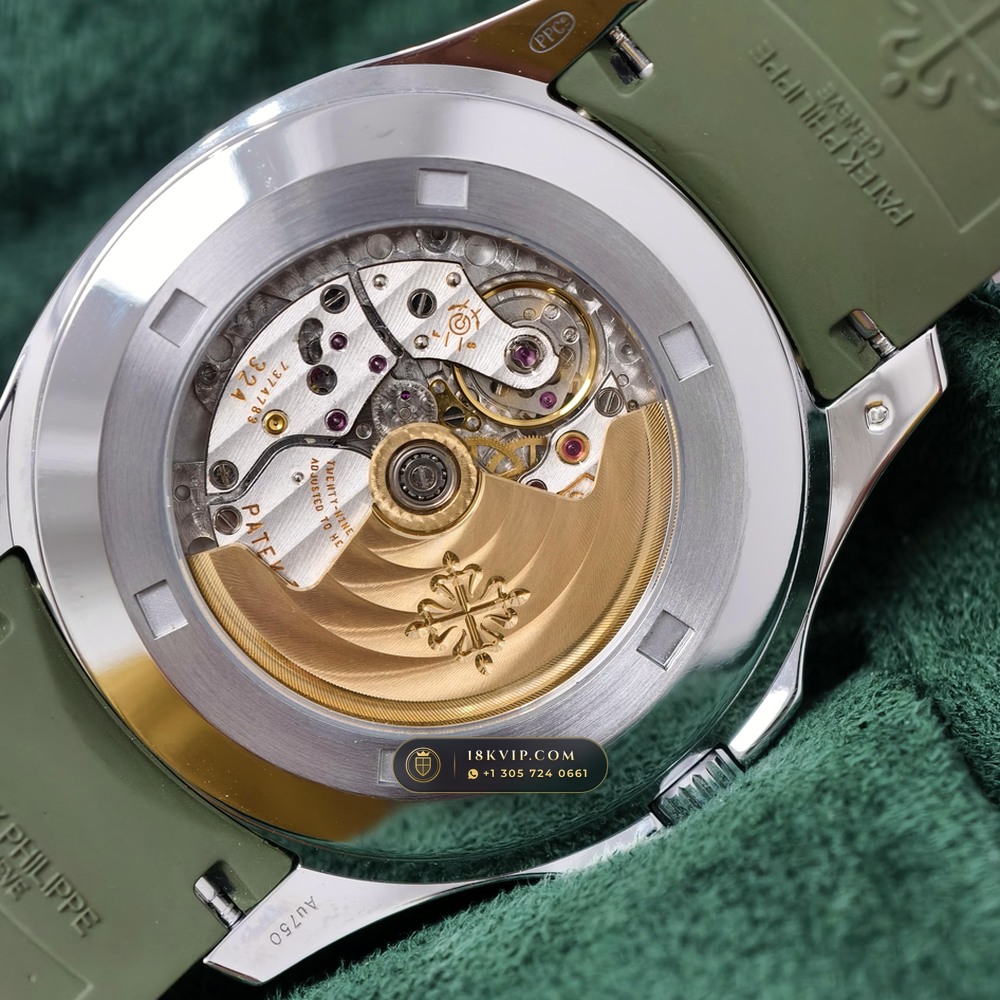 Patek Philippe Aquanaut Jumbo 42.2mm 18K White Gold Free-Sprung Calibre Ref. 5168G — Private Vault Edition — Studio Gallery Plate VII in 18K White Gold Au750 (120.4g Verified Mass, Patek Philippe Cal. 324 S C - 21K Gold Rotor)