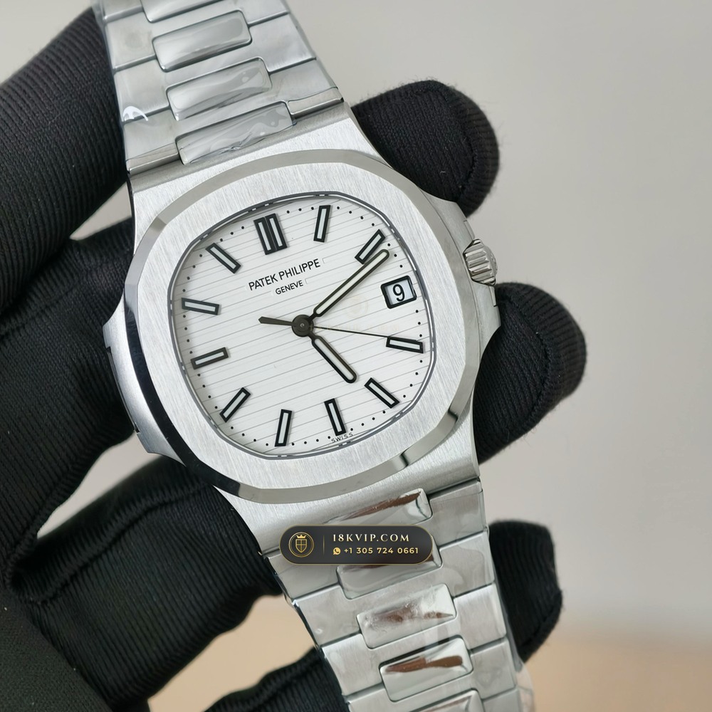 Patek Philippe Nautilus Self-Winding Ref. 5711A — Private Vault Edition — Studio Gallery Plate II in 904L Stainless Steel Custom Architecture (115.0g Verified Mass, Patek Philippe Cal. 26-330 S C / Cal. 324 S C - 21K Gold Rotor)