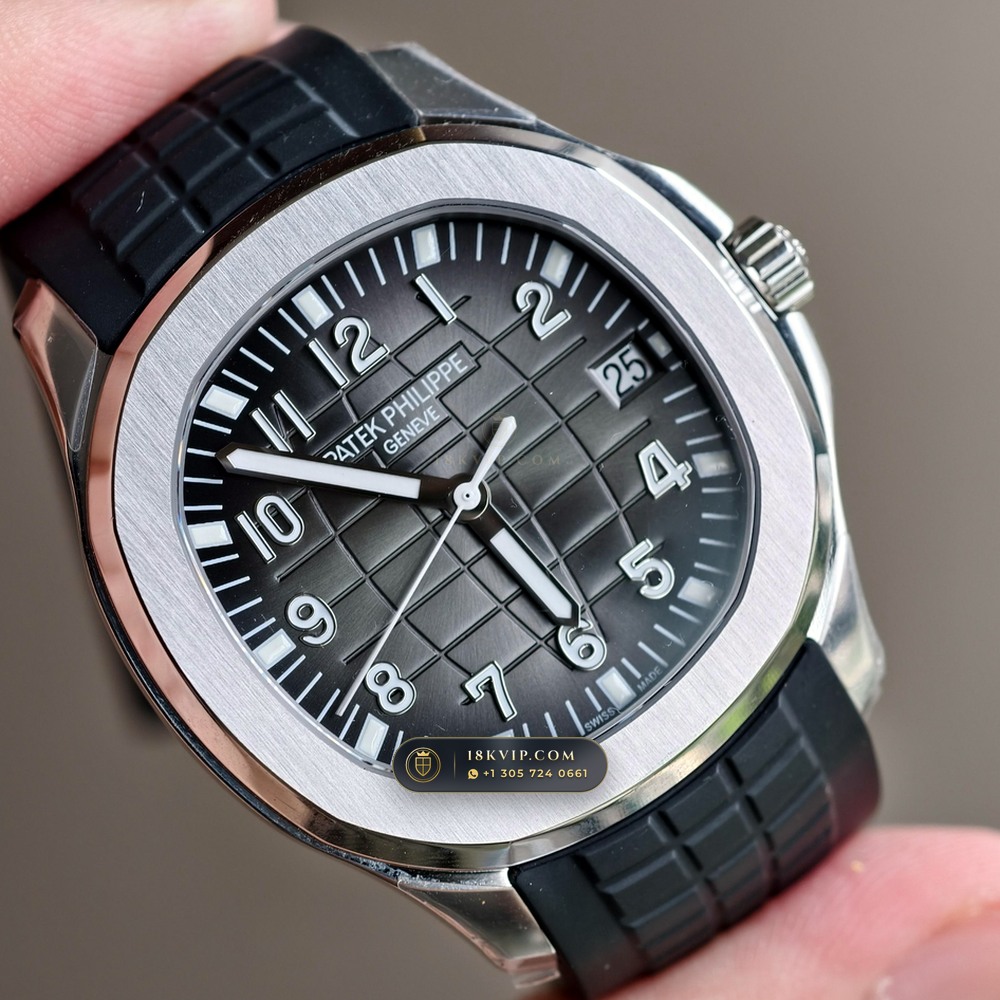 Patek Philippe Aquanaut Extra-Large Self-Winding Custom SW Dial Free-Sprung Calibre Ref. 5167A — Private Vault Edition — Studio Gallery Plate II in 904L Stainless Steel Custom Architecture (79.4g Verified Mass, Patek Philippe Cal. 324 S C - 21K Gold Rotor)
