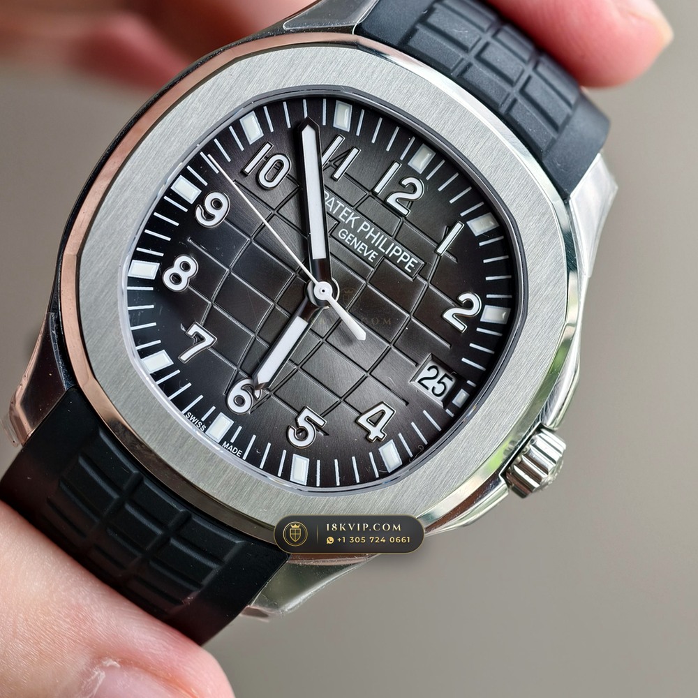 Patek Philippe Aquanaut Extra-Large Self-Winding Custom SW Dial Free-Sprung Calibre Ref. 5167A — Private Vault Edition — Studio Gallery Plate III in 904L Stainless Steel Custom Architecture (79.4g Verified Mass, Patek Philippe Cal. 324 S C - 21K Gold Rotor)