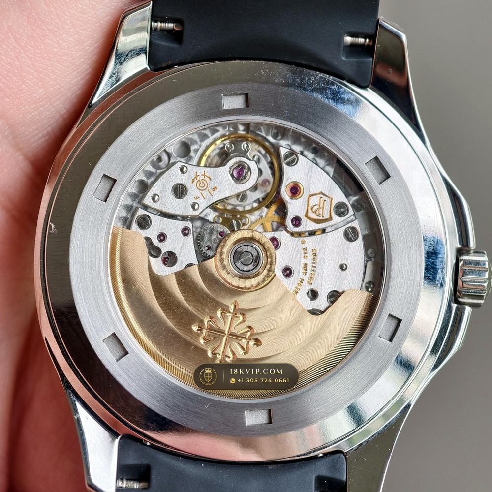 Patek Philippe Aquanaut Extra-Large Self-Winding Custom SW Dial Free-Sprung Calibre Ref. 5167A — Private Vault Edition — Studio Gallery Plate VI in 904L Stainless Steel Custom Architecture (79.4g Verified Mass, Patek Philippe Cal. 324 S C - 21K Gold Rotor)