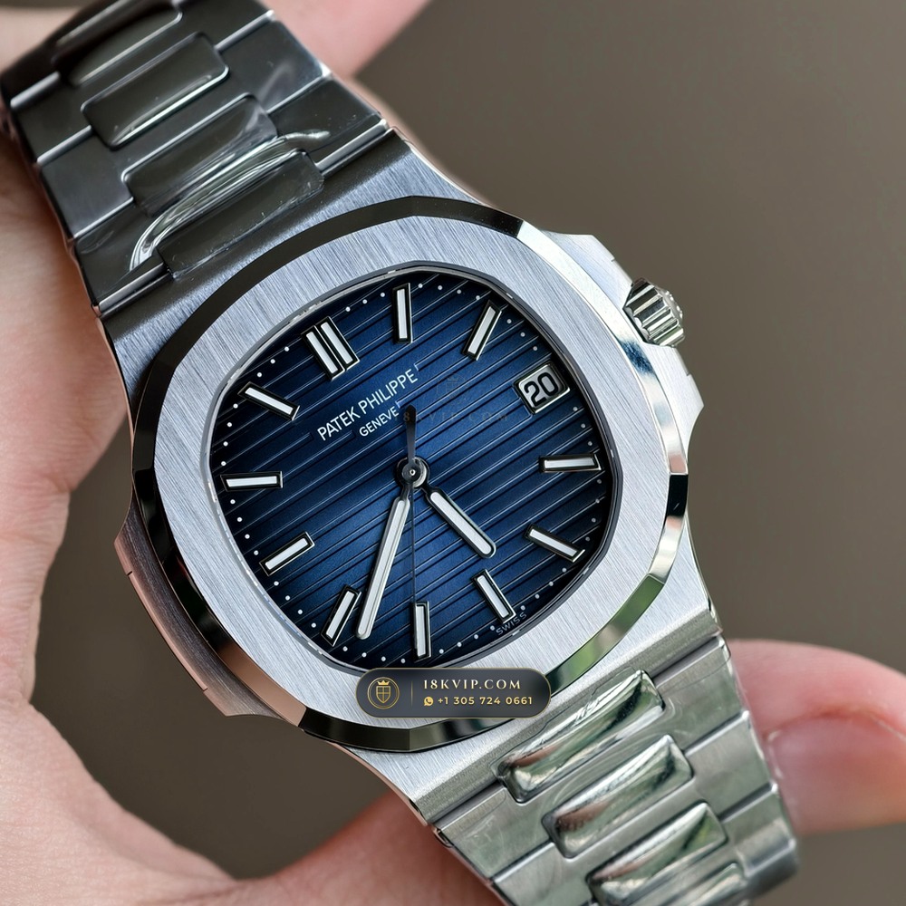 Patek Philippe Nautilus Self-Winding 41mm 18K White Gold Custom SW Dial 22K Gold Rotor Ref. 5811/1G-001 — Private Vault Edition — Studio Gallery Plate II in 18K White Gold Au750 (181.2g Verified Mass, Patek Philippe Cal. 26-330 S C - 21K Gold Rotor)