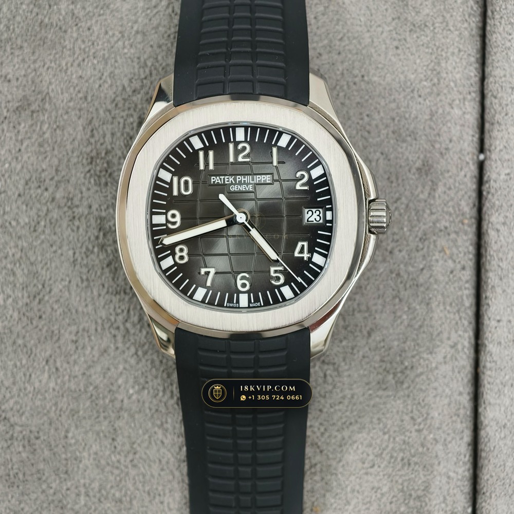 Patek Philippe Aquanaut Extra-Large Self-Winding Geneva Atelier Spec Ref. 5167A — Private Vault Edition — Studio Gallery Plate II in 904L Stainless Steel Custom Architecture (79.6g Verified Mass, Patek Philippe Cal. 324 S C - 21K Gold Rotor)