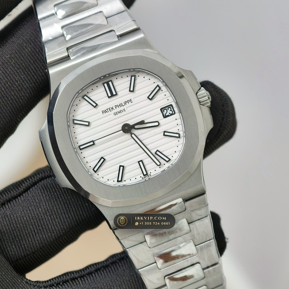 Patek Philippe Nautilus Self-Winding Custom SW Dial Free-Sprung Calibre Ref. 5711/1A-011 — Private Vault Edition — Studio Gallery Plate II in 904L Stainless Steel Custom Architecture (115.4g Verified Mass, Patek Philippe Cal. 26-330 S C / Cal. 324 S C - 21K Gold Rotor)
