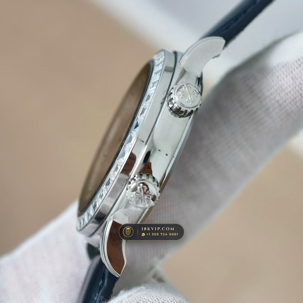 Patek Philippe Grand Complications Sky Moon Celestial Diamond-Set Bezel 18K White Gold Ref. 6104G — Private Vault Edition — Studio Gallery Plate VI in 18K White Gold Au750 (128.3g Verified Mass, Patek Philippe Cal. 240 LU CL C - 22K Gold Micro-Rotor)