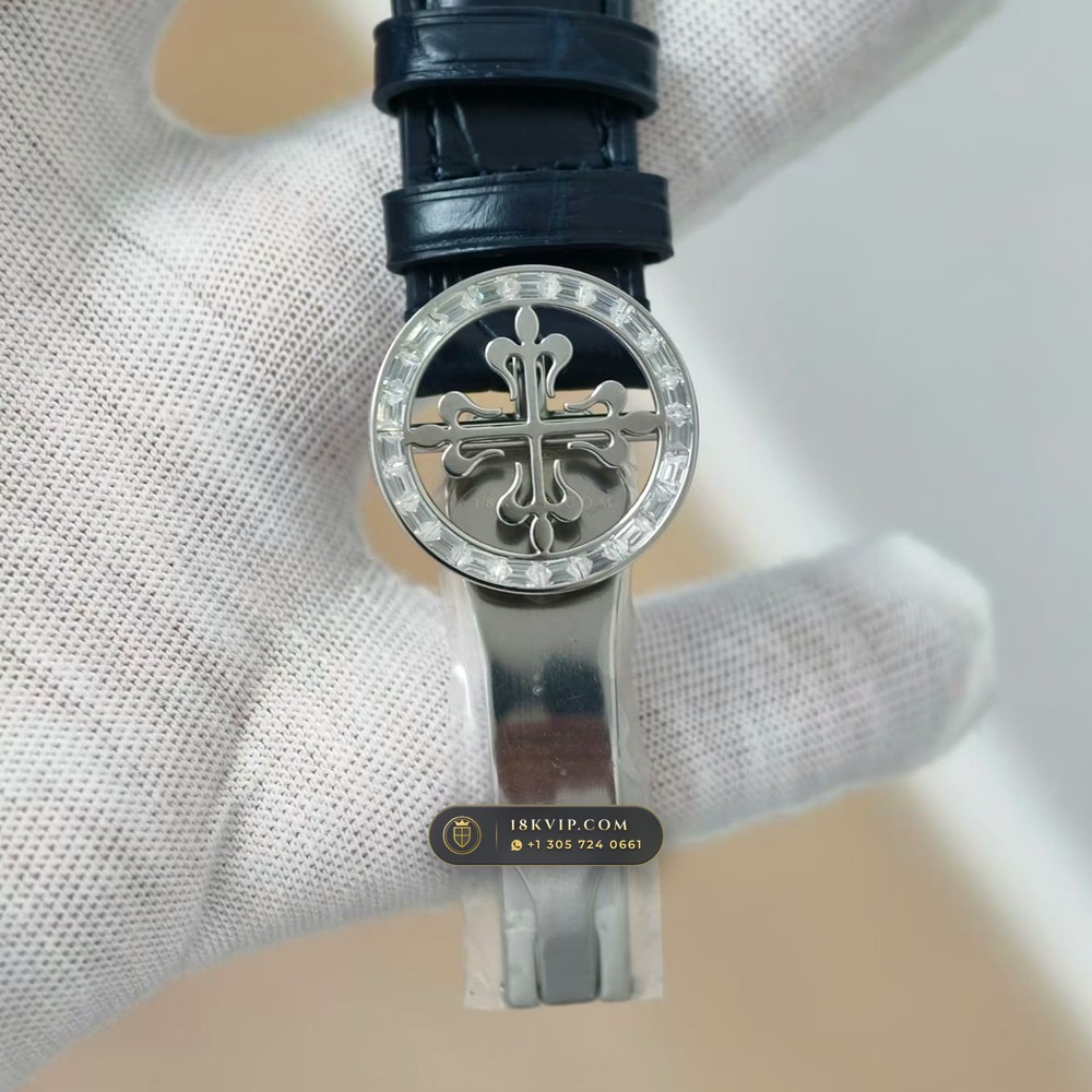 Patek Philippe Grand Complications Sky Moon Celestial Diamond-Set Bezel 18K White Gold Ref. 6104G — Private Vault Edition — Studio Gallery Plate IX in 18K White Gold Au750 (128.3g Verified Mass, Patek Philippe Cal. 240 LU CL C - 22K Gold Micro-Rotor)