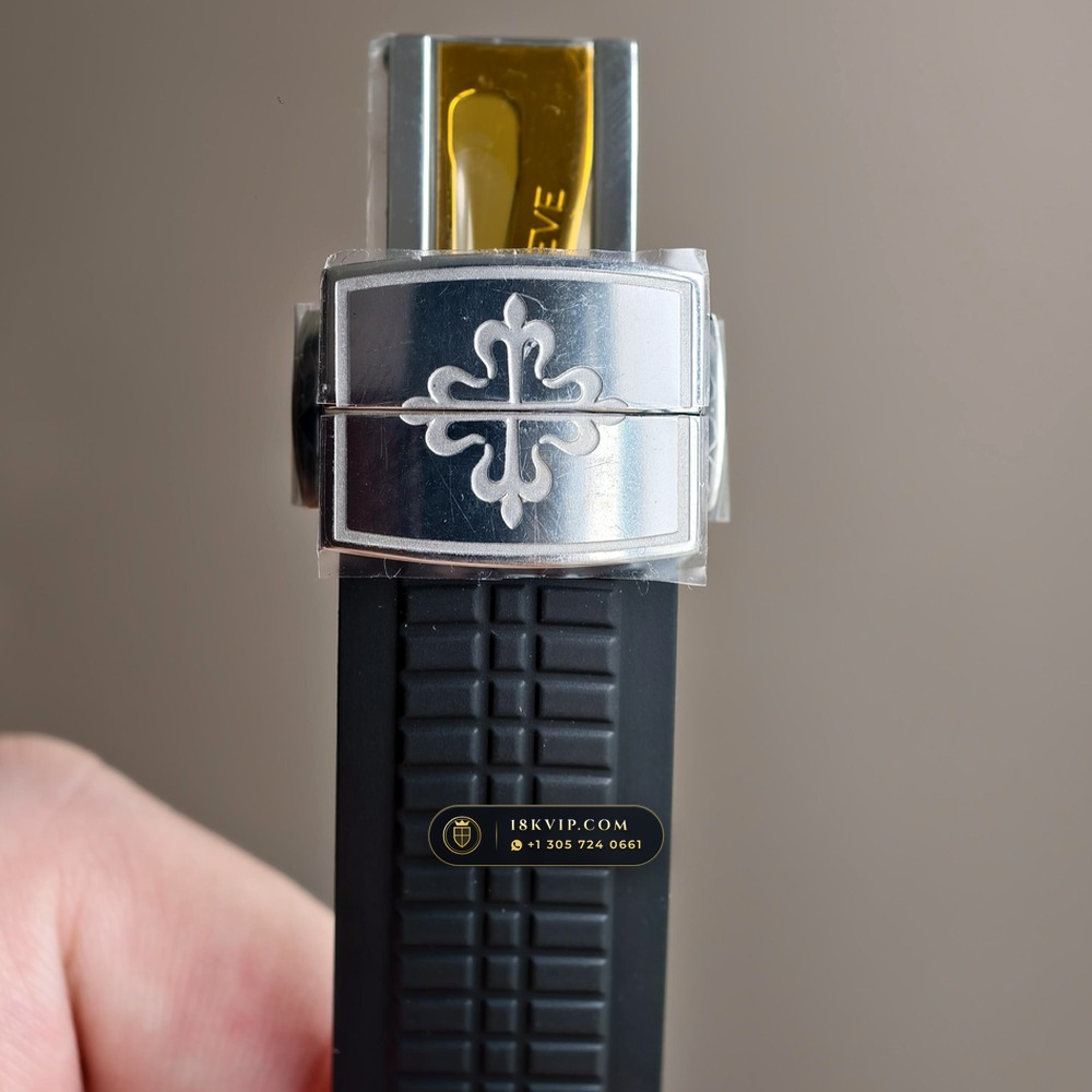 Patek Philippe Aquanaut Extra-Large Self-Winding Diamond-Set Bezel Ref. 5167A — Private Vault Edition — Studio Gallery Plate VII in 904L Stainless Steel Custom Architecture (79.6g Verified Mass, Patek Philippe Cal. 324 S C - 21K Gold Rotor)