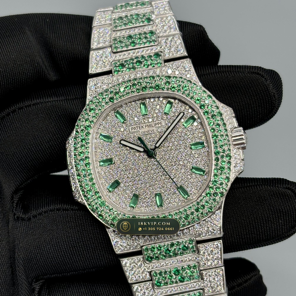 Patek Philippe Nautilus Self-Winding 40mm Baguette Emerald & Diamond Edition Ref. 5711/113P-001 — Private Vault Edition — Studio Gallery Plate II in 904L Stainless Steel Custom Architecture (114.9g Verified Mass, Patek Philippe Cal. 26-330 S C / Cal. 324 S C - 21K Gold Rotor)