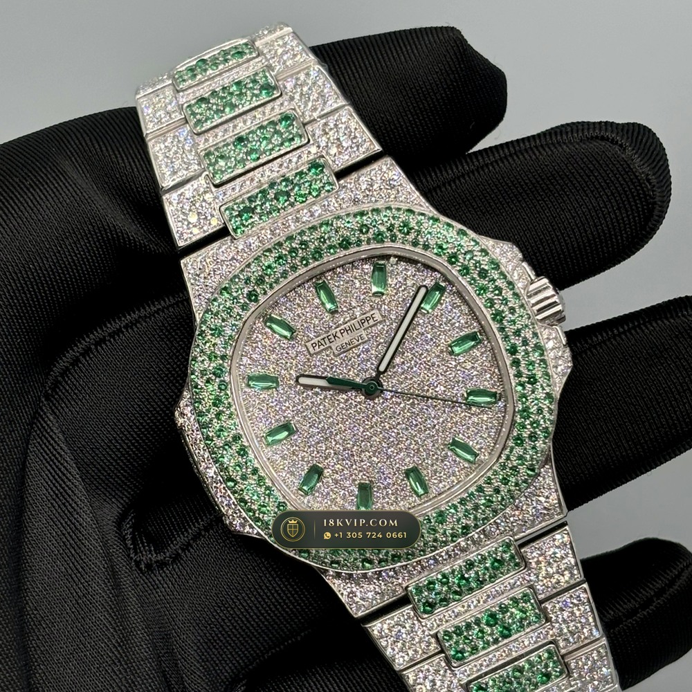 Patek Philippe Nautilus Self-Winding 40mm Baguette Emerald & Diamond Edition Ref. 5711/113P-001 — Private Vault Edition — Studio Gallery Plate III in 904L Stainless Steel Custom Architecture (114.9g Verified Mass, Patek Philippe Cal. 26-330 S C / Cal. 324 S C - 21K Gold Rotor)