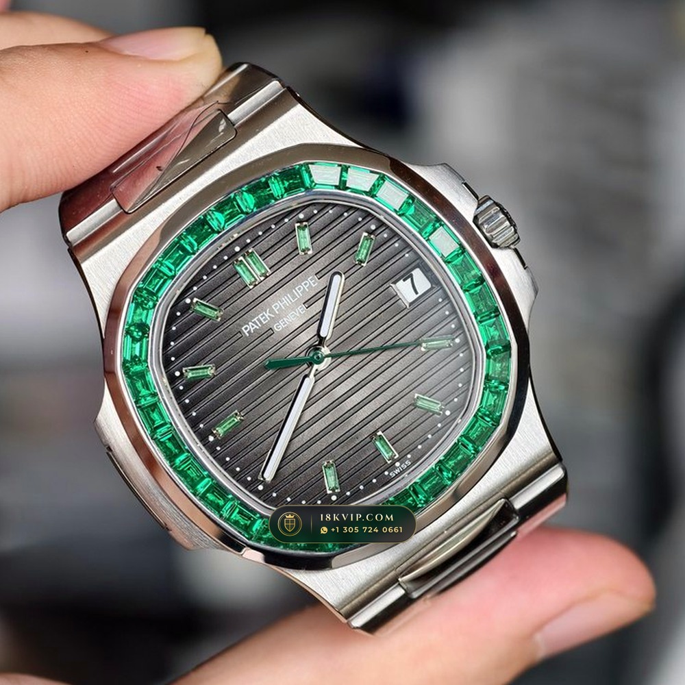 Patek Philippe Nautilus Off-Catalogue Baguette Emerald Bezel 950 Platinum Ref. 5711/113P-001 — Private Vault Edition — Studio Gallery Plate II in 950 Platinum Pt950 (245.2g Verified Mass, Patek Philippe Cal. 26-330 S C / Cal. 324 S C - 21K Gold Rotor)