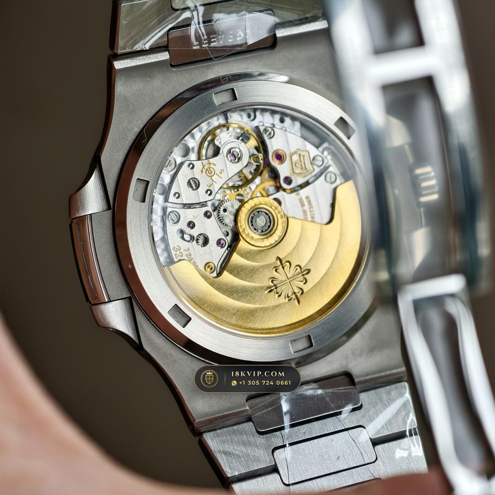 Patek Philippe Nautilus Off-Catalogue Baguette Emerald Bezel 950 Platinum Ref. 5711/113P-001 — Private Vault Edition — Studio Gallery Plate VII in 950 Platinum Pt950 (245.2g Verified Mass, Patek Philippe Cal. 26-330 S C / Cal. 324 S C - 21K Gold Rotor)