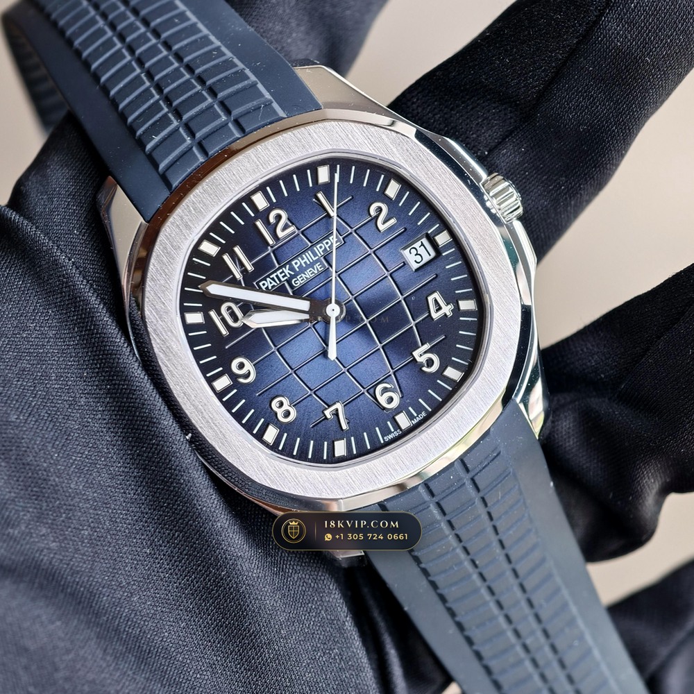 Patek Philippe Aquanaut Jumbo 42.2mm 18K White Gold Ref. 5168G-001 — Private Vault Edition — Studio Gallery Plate II in 18K White Gold Au750 (120.1g Verified Mass, Patek Philippe Cal. 324 S C - 21K Gold Rotor)