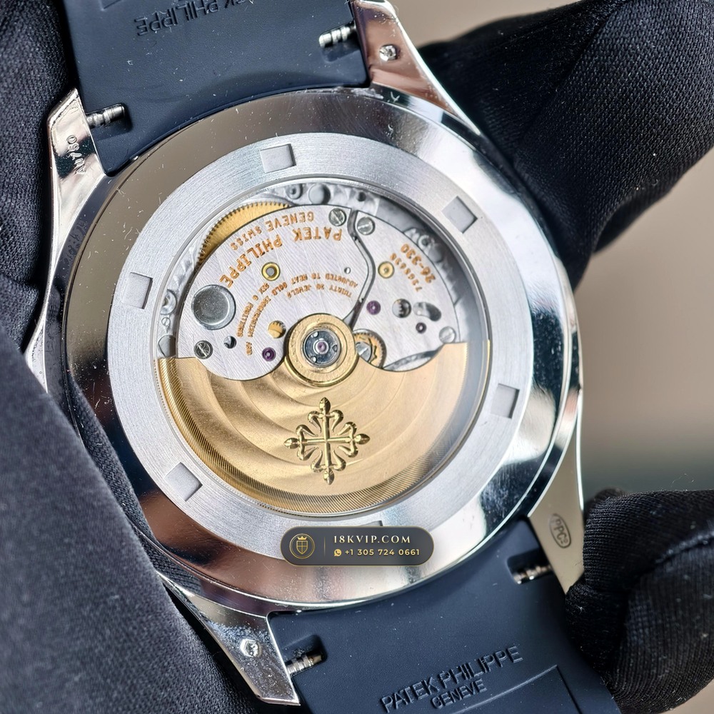 Patek Philippe Aquanaut Jumbo 42.2mm 18K White Gold Ref. 5168G-001 — Private Vault Edition — Studio Gallery Plate IV in 18K White Gold Au750 (120.1g Verified Mass, Patek Philippe Cal. 324 S C - 21K Gold Rotor)