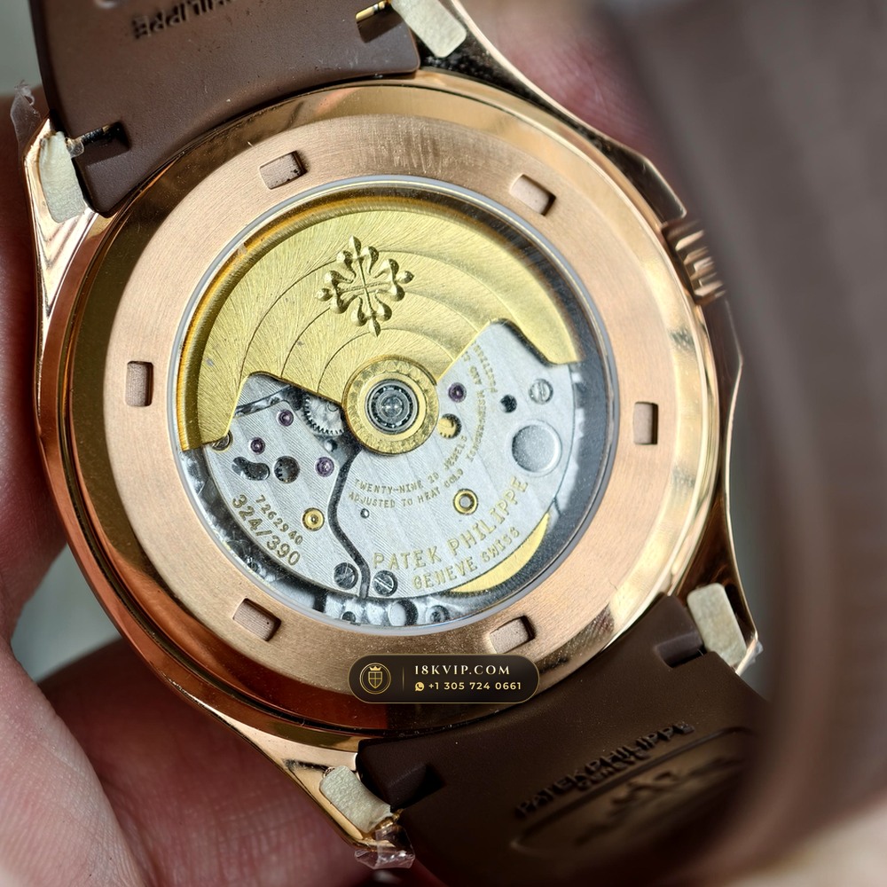 Patek Philippe Aquanaut Extra-Large Self-Winding 18K Rose Gold Custom SW Dial Deep Crystal Optics Ref. 5167R — Private Vault Edition — Studio Gallery Plate VI in 18K Rose Gold Au750 (132.0g Verified Mass, Patek Philippe Cal. 324 S C - 21K Gold Rotor)
