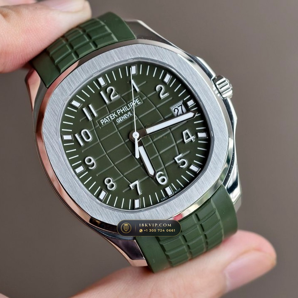 Patek Philippe Aquanaut Jumbo 42.2mm Midnight Blue Dial 18K White Gold Ref. 5168G-001 — Private Vault Edition — Studio Gallery Plate II in 18K White Gold Au750 (120.8g Verified Mass, Patek Philippe Cal. 324 S C - 21K Gold Rotor)