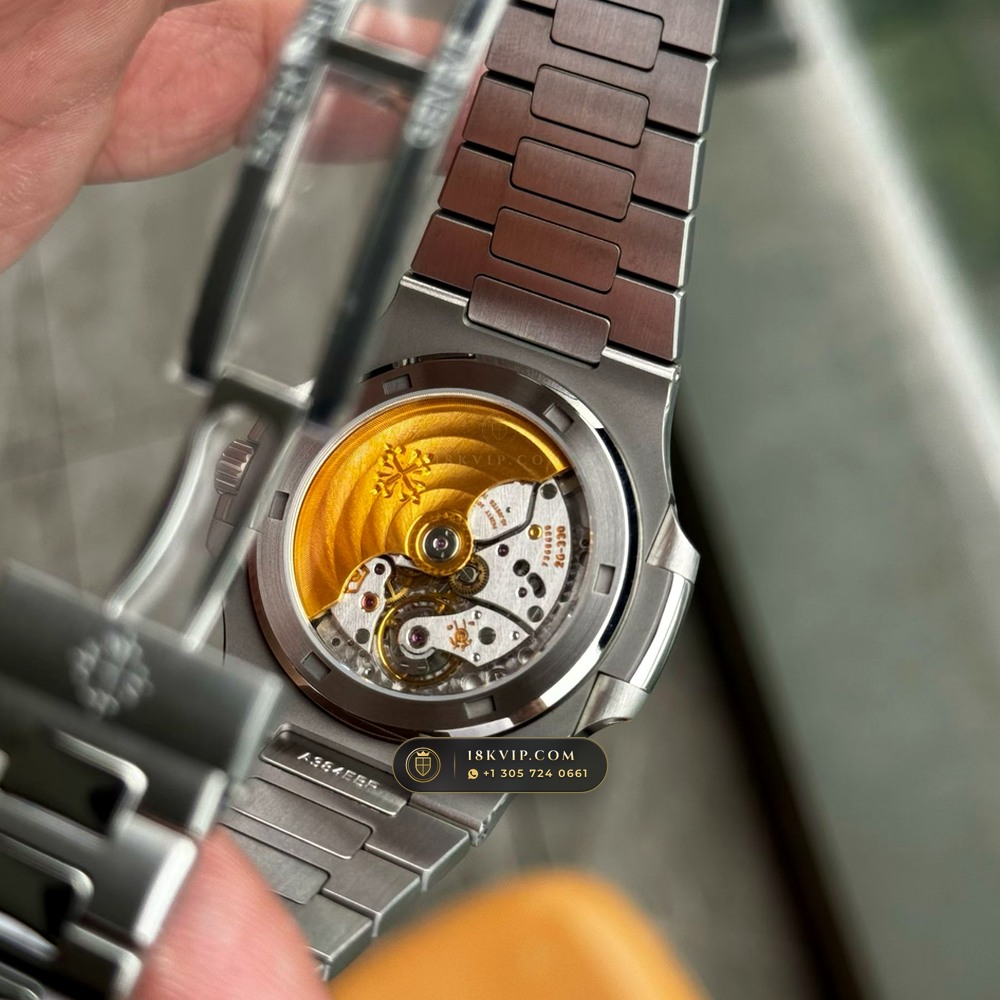 Patek Philippe Nautilus Self-Winding Geneva Atelier Spec Ref. 5711/1A-011 — Private Vault Edition — Studio Gallery Plate IX in 904L Stainless Steel Custom Architecture (114.7g Verified Mass, Patek Philippe Cal. 26-330 S C / Cal. 324 S C - 21K Gold Rotor)