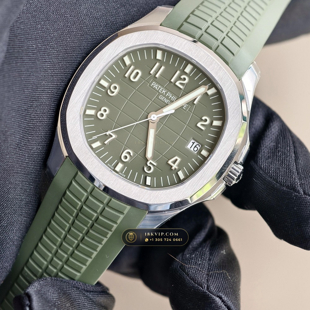Patek Philippe Aquanaut Jumbo 42.2mm 18K White Gold Sapphire Caseback Spec Ref. 5168G — Private Vault Edition — Studio Gallery Plate III in 18K White Gold Au750 (120.4g Verified Mass, Patek Philippe Cal. 324 S C - 21K Gold Rotor)