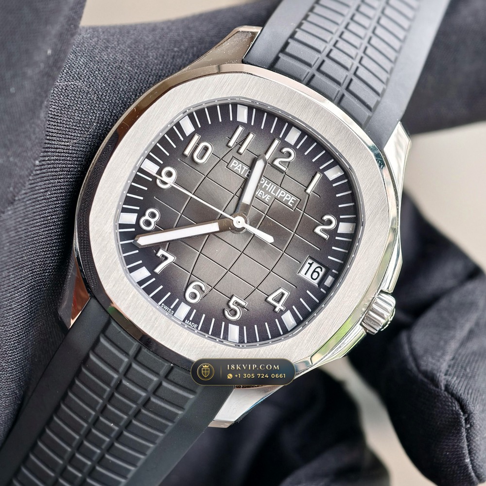 Patek Philippe Aquanaut Extra-Large Self-Winding Chronometer Regulated Spec Ref. 5167A — Private Vault Edition — Studio Gallery Plate III in 904L Stainless Steel Custom Architecture (79.3g Verified Mass, Patek Philippe Cal. 324 S C - 21K Gold Rotor)