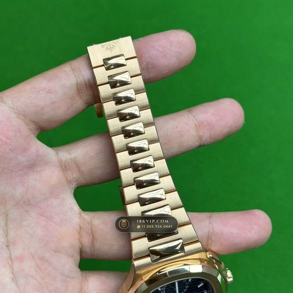 Patek Philippe Nautilus Travel Time Chronograph Sunburst Blue Dial 18K Rose Gold Ref. 5990/1R-001 — Private Vault Edition — Studio Gallery Plate IV in 18K Rose Gold Au750 (197.6g Verified Mass, Patek Philippe Cal. CH 28-520 C FUS - 21K Gold Rotor)