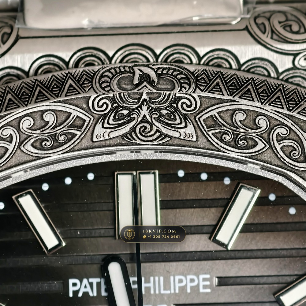 Patek Philippe Nautilus Self-Winding Ref. 5711/1500A — Private Vault Edition — Studio Gallery Plate V in 904L Stainless Steel Custom Architecture (115.2g Verified Mass, Patek Philippe Cal. 26-330 S C / Cal. 324 S C - 21K Gold Rotor)