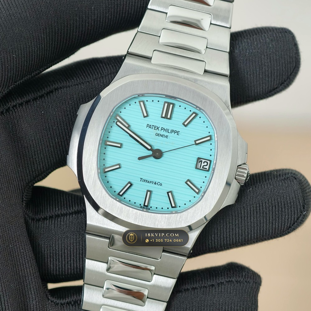 Patek Philippe Nautilus Self-Winding Tiffany Blue Dial Geneva Atelier Spec Ref. 5711/1A-018 — Private Vault Edition — Studio Gallery Plate IV in 904L Stainless Steel Custom Architecture (115.2g Verified Mass, Patek Philippe Cal. 26-330 S C / Cal. 324 S C - 21K Gold Rotor)