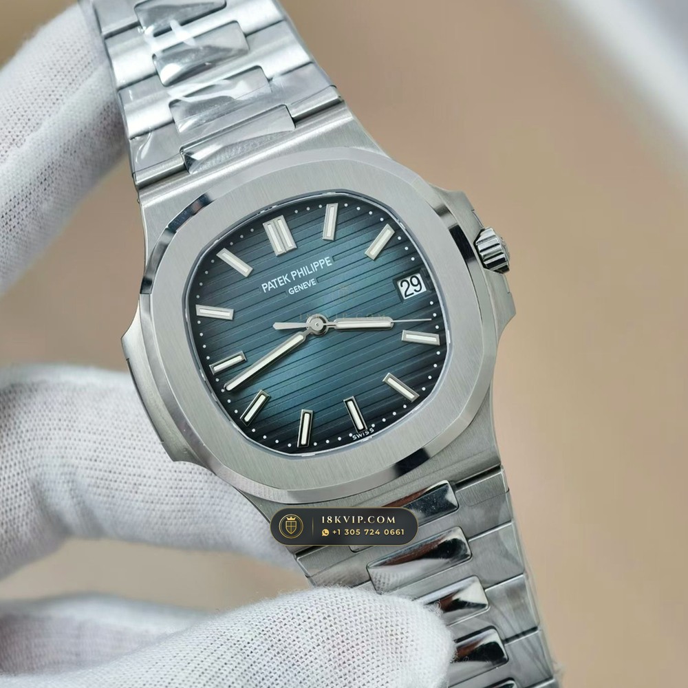 Patek Philippe Nautilus Self-Winding Geneva Atelier Spec Ref. 5711A — Private Vault Edition — Studio Gallery Plate II in 904L Stainless Steel Custom Architecture (115.1g Verified Mass, Patek Philippe Cal. 26-330 S C / Cal. 324 S C - 21K Gold Rotor)