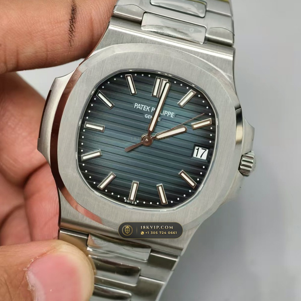 Patek Philippe Nautilus Self-Winding Custom SW Dial Deep Crystal Optics Ref. 5711/1A — Private Vault Edition — Studio Gallery Plate III in 904L Stainless Steel Custom Architecture (115.2g Verified Mass, Patek Philippe Cal. 26-330 S C / Cal. 324 S C - 21K Gold Rotor)