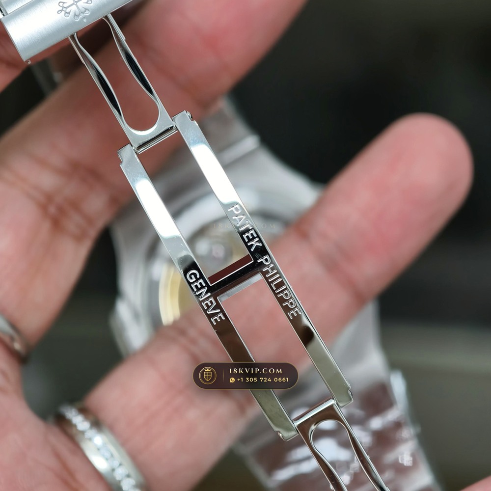 Patek Philippe Nautilus Off-Catalogue Baguette Ruby Bezel 950 Platinum Ref. 5711/112P-001 — Private Vault Edition — Studio Gallery Plate XI in 950 Platinum Pt950 (245.4g Verified Mass, Patek Philippe Cal. 26-330 S C / Cal. 324 S C - 21K Gold Rotor)